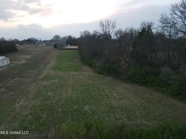 Moore Loop, Byhalia, MS 38611