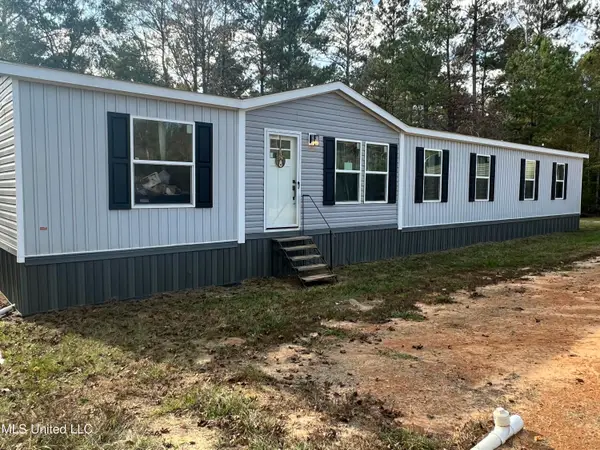 33 Red Creek Church Road, Wiggins, MS 39577