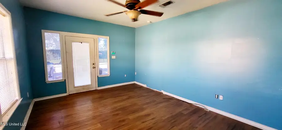 169 Dorries Street, Biloxi, MS 39530 - Image #2