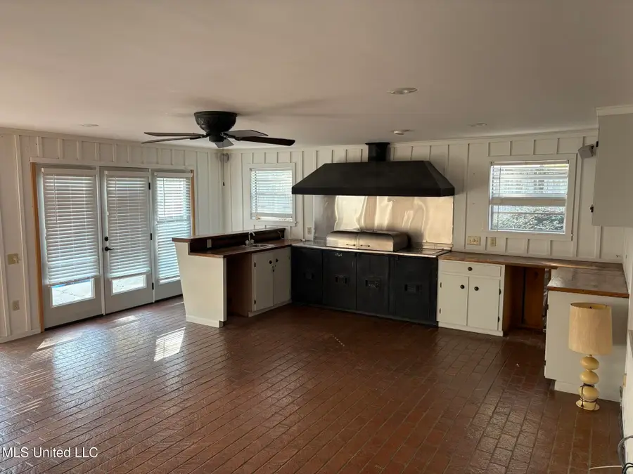 406 Leflore Avenue, Belzoni, MS 39038 - Image #2