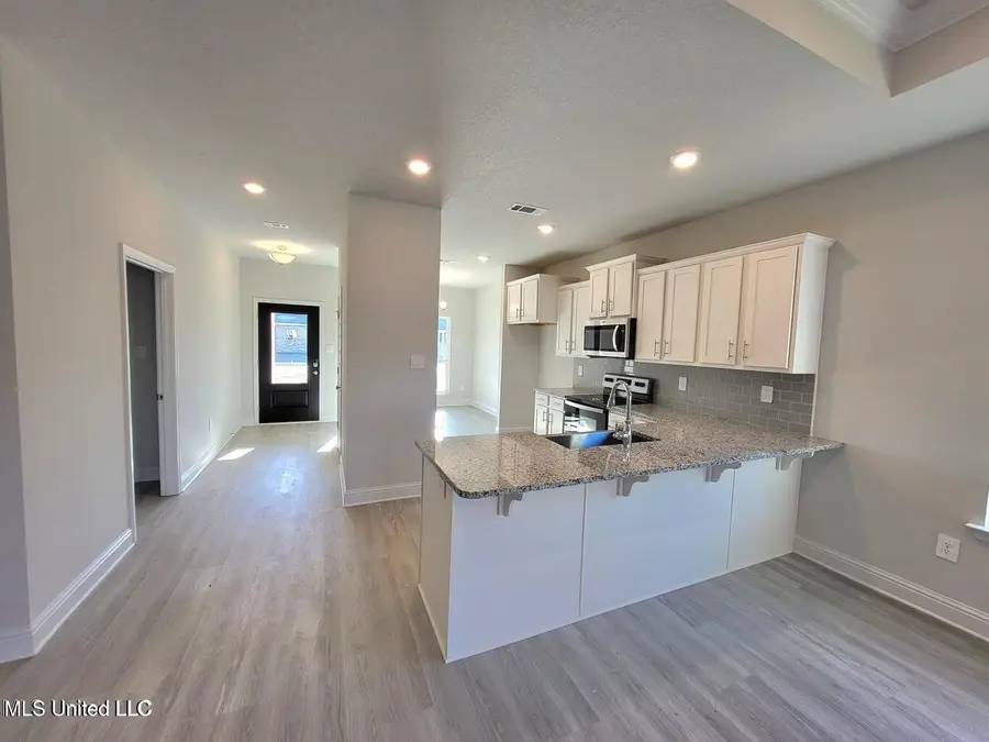 9506 Mossy Road, Biloxi, MS 39532 - Image #3