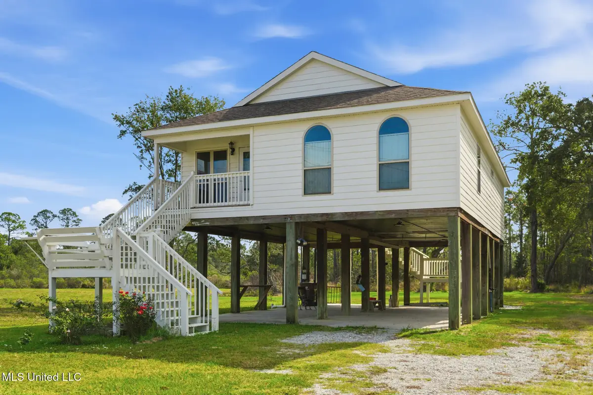 228 E North Street, Pass Christian, MS 39571 - Image #1