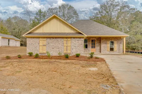 105 Jasmine Cove Drive, Brandon, MS 39042
