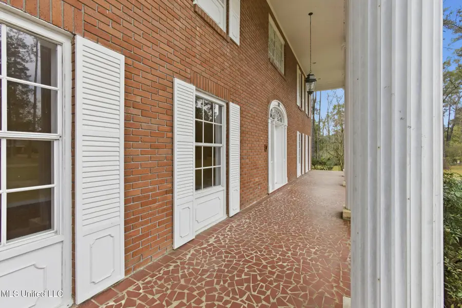 2701 Seminole Drive, McComb, MS 39648 - Image #3