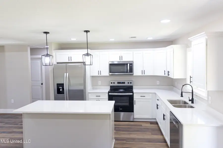 1724 Barracuda Drive, Gautier, MS 39553 - Image #3