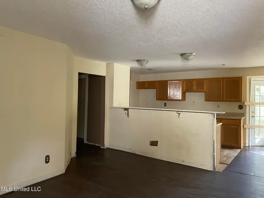 1237 Roys Road, Gautier, MS 39553 - Image #2