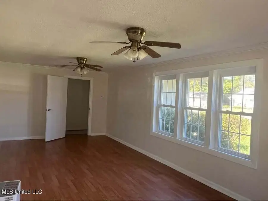 3536 Lawrence Street, Moss Point, MS 39563 - Image #3