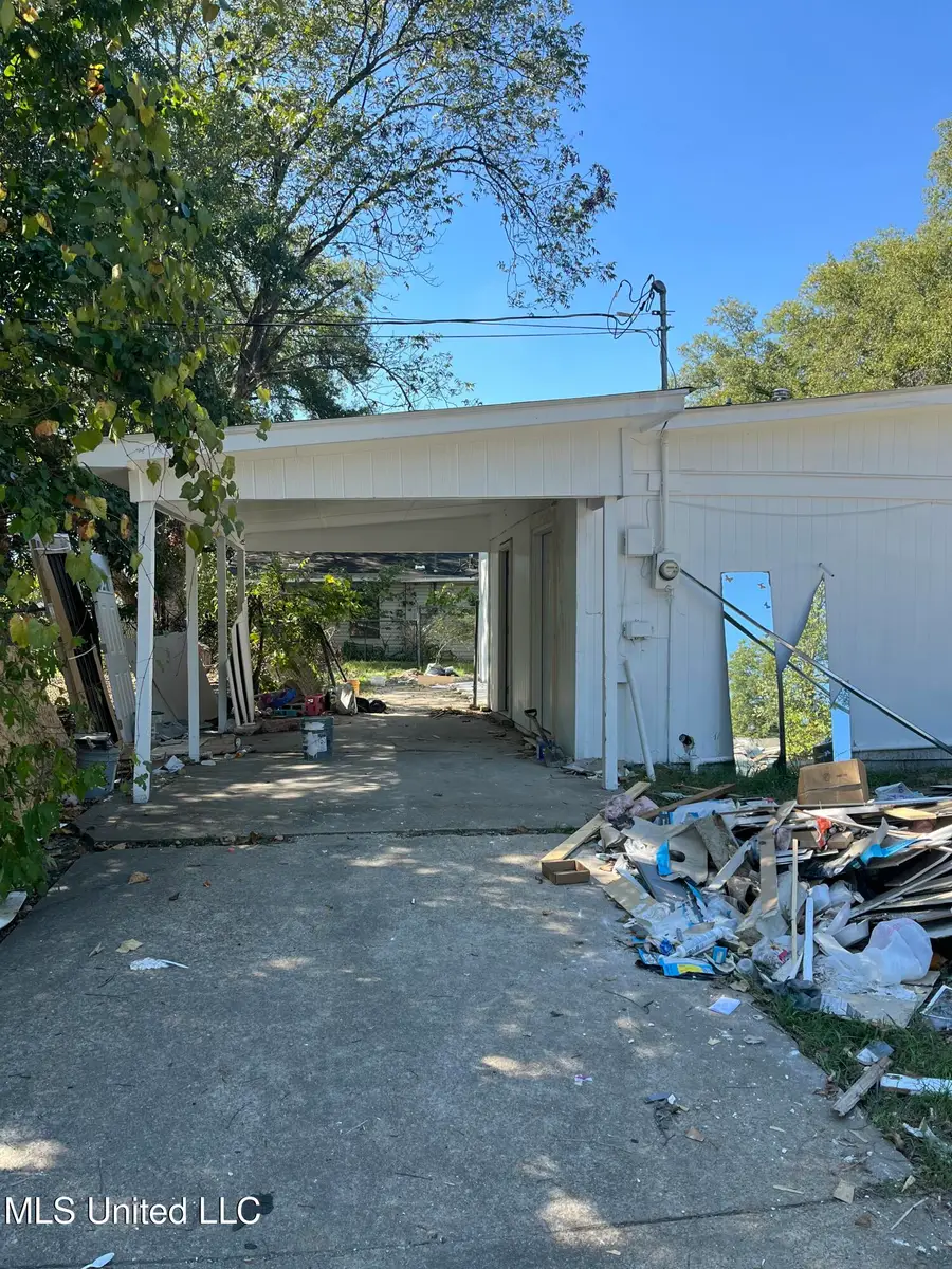 1300 Buena Vista Street, Clarksdale, MS 38614 - Image #3