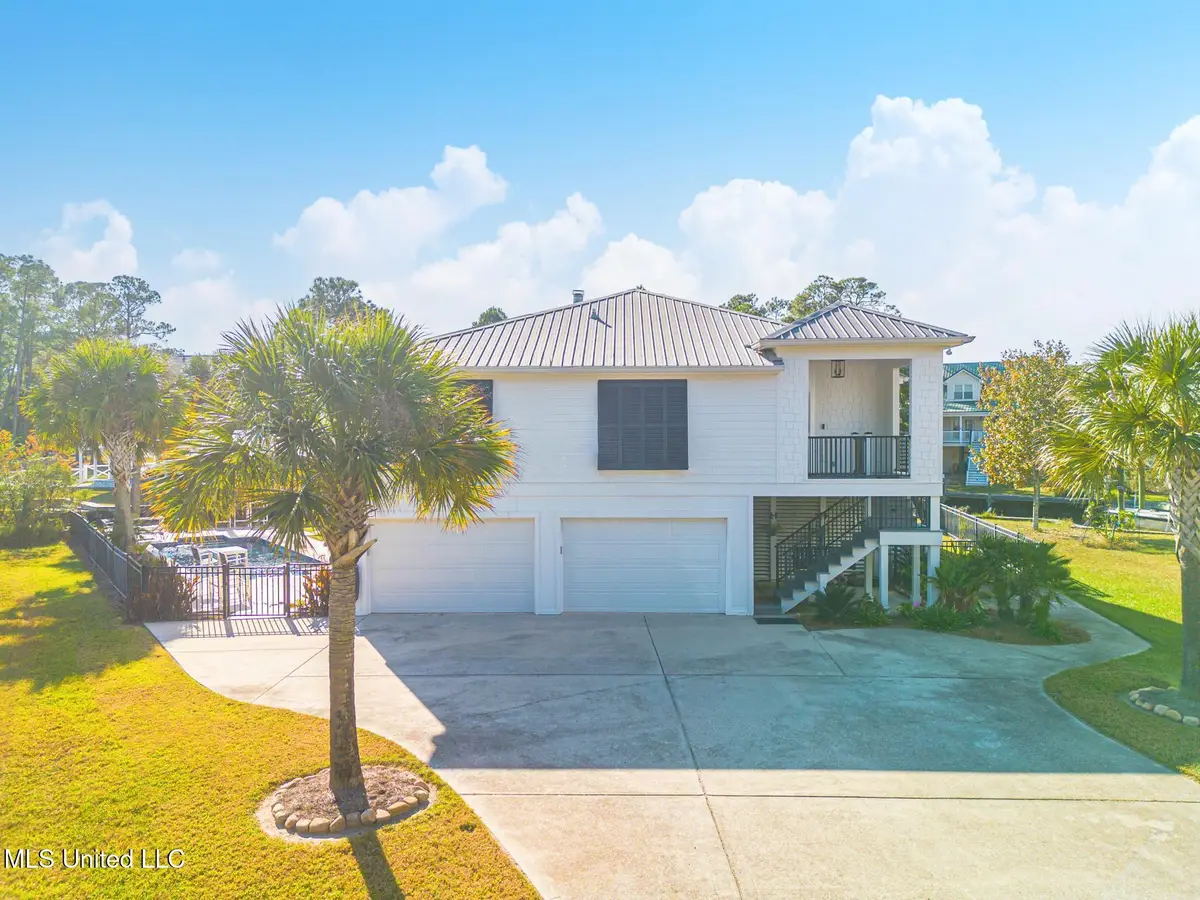 225 Hackberry Drive, Pass Christian, MS 39571 - Image #1