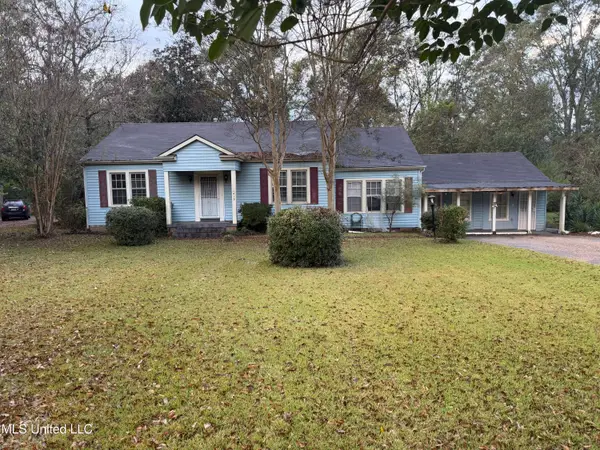 1413 N Jackson Street, Brookhaven, MS 39601