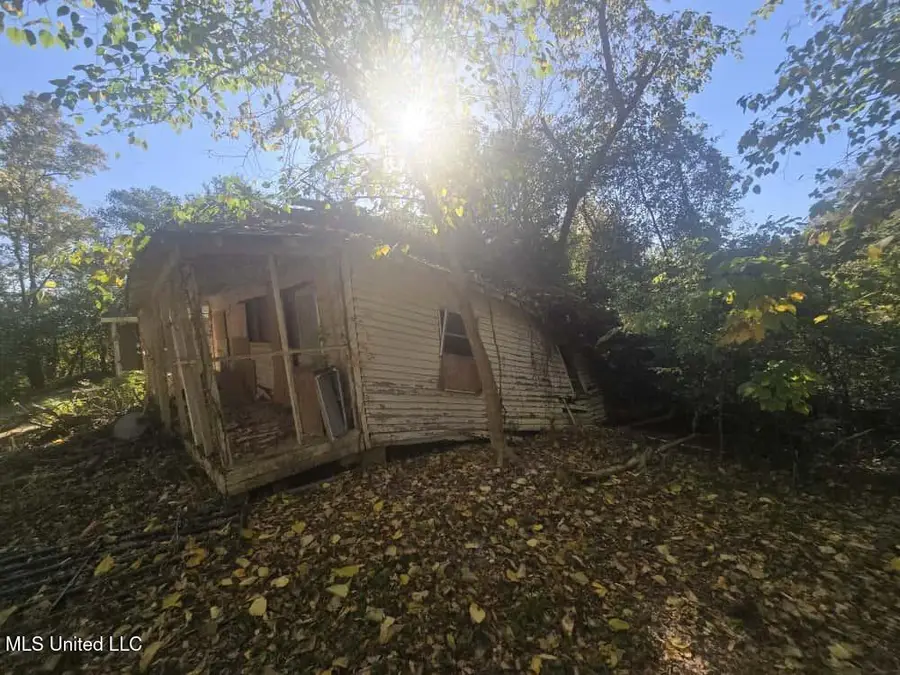 718 3rd North Street, Vicksburg, MS 39183 - Image #2