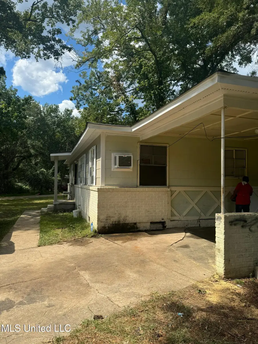 2677 Shannon Street, Jackson, MS 39212 - Image #2