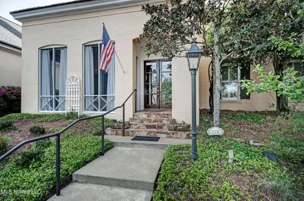 112 Dumaine Place, Madison, MS 39110