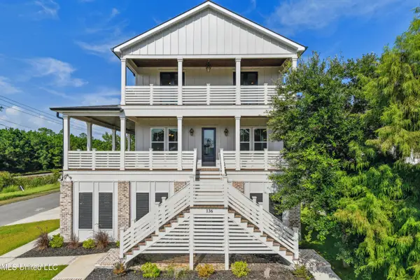 136 Vista Drive, Pass Christian, MS 39571