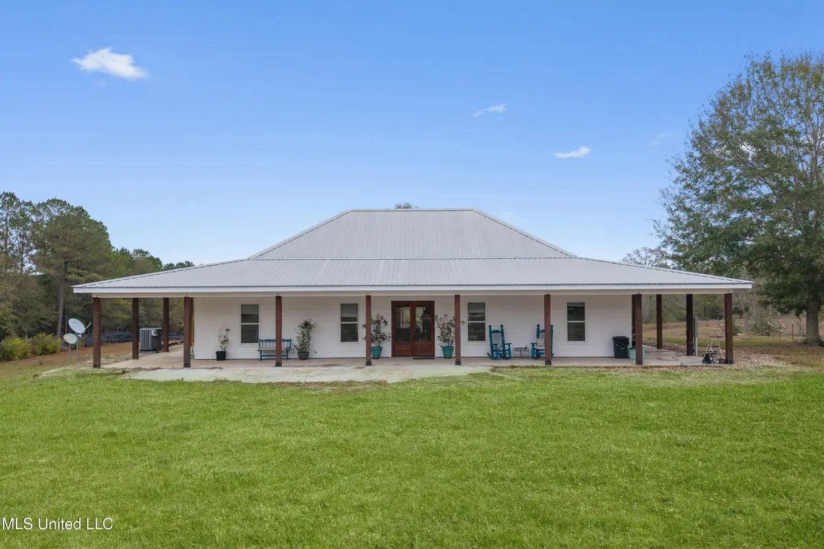 92 Sam Davis Drive, Perkinston, MS 39573 - Image #1