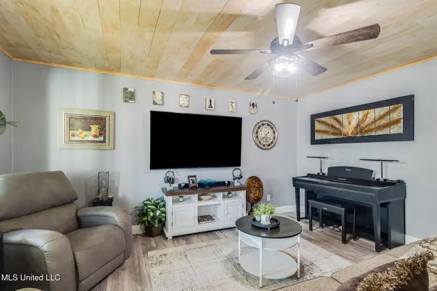 3230 Cumberland Road, Ocean Springs, MS 39564 - Image #3