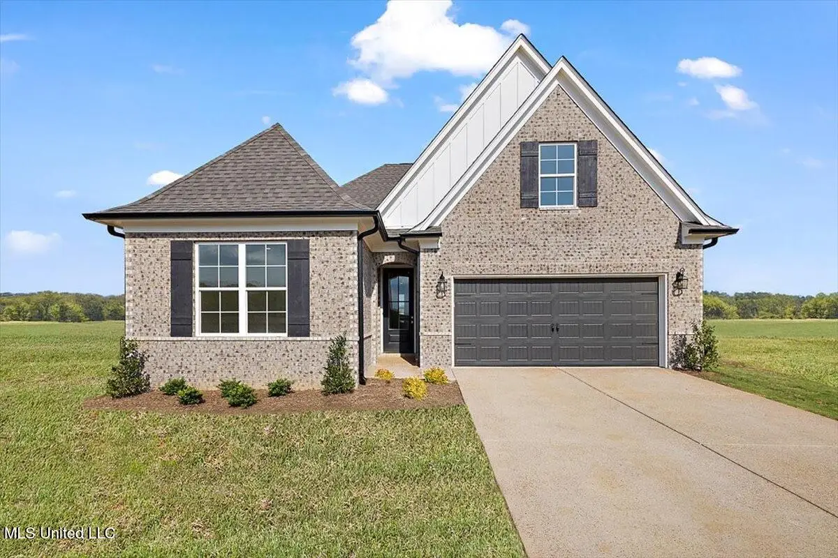 838 W Quitman Court, Nesbit, MS 38651 - Image #1