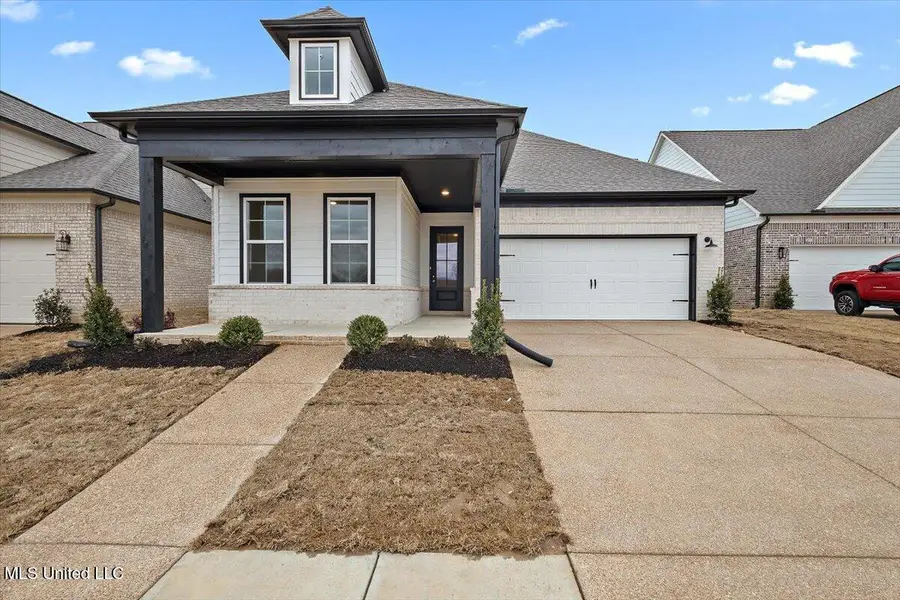 828 W Quitman Court, Nesbit, MS 38651 - Image #2