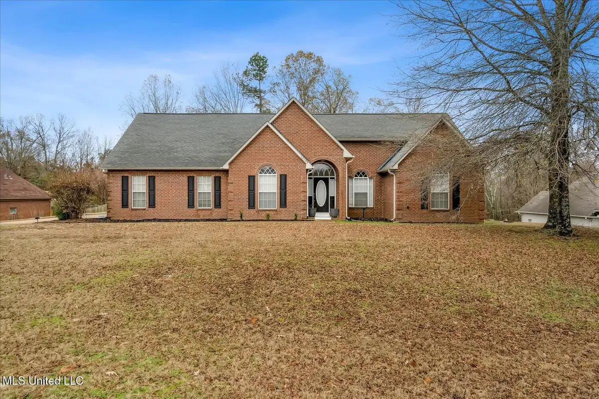 10195 Cypress Plantation Drive, Olive Branch, MS 38654 - Image #1