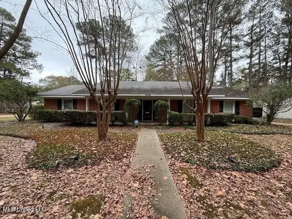 5376 Kaywood Drive, Jackson, MS 39211