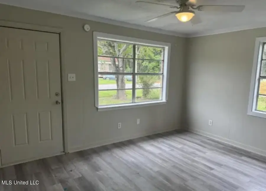 5406 Community Avenue, Moss Point, MS 39563 - Image #3