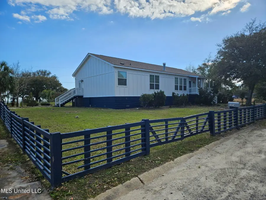 1514 Ellis Drive, Pass Christian, MS 39571 - Image #2