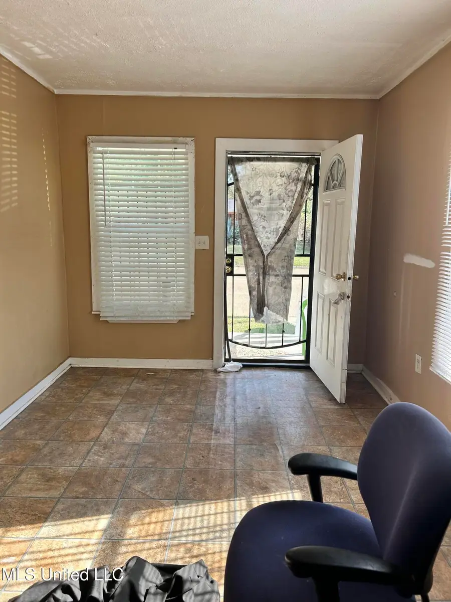 3727 Bailey Avenue, Jackson, MS 39213 - Image #3