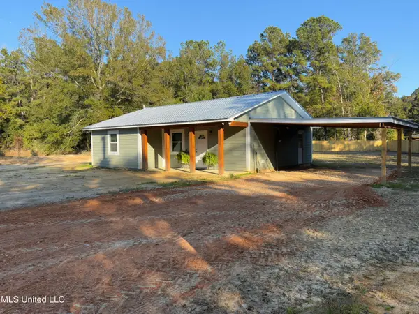 1016 L A Brister Road, Summit, MS 39666