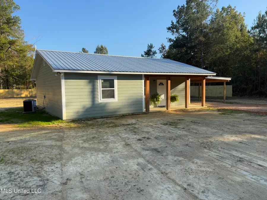 1016 L A Brister Road, Summit, MS 39666 - Image #2