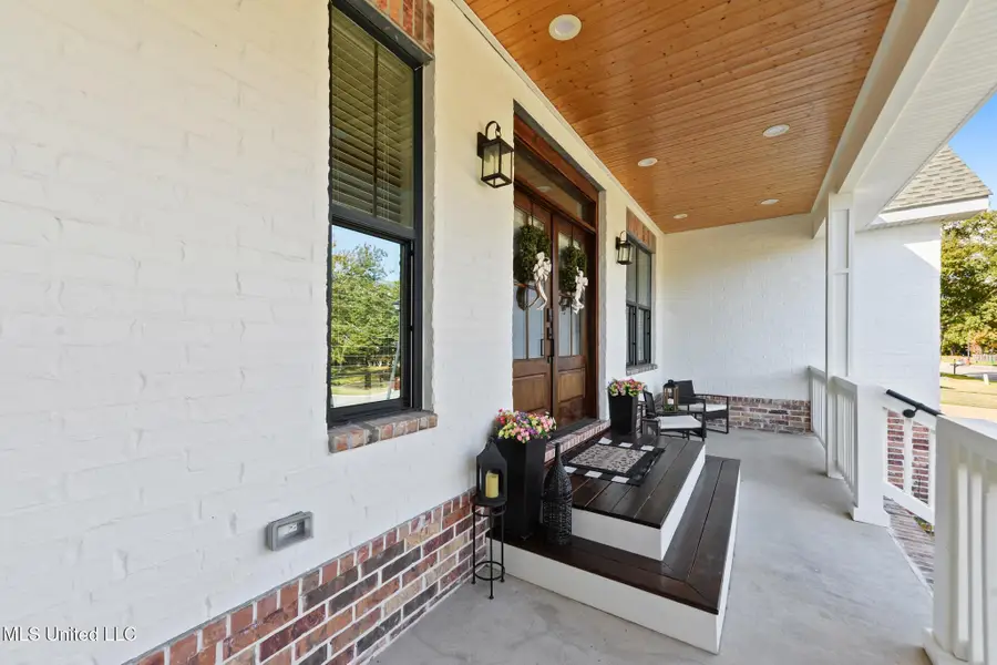 471 Cove Drive, Biloxi, MS 39531 - Image #3