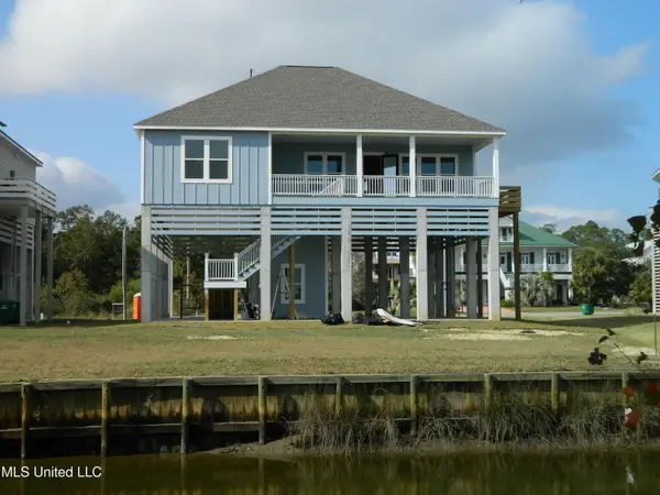 1324 Enos Street, Diamondhead, MS 39525