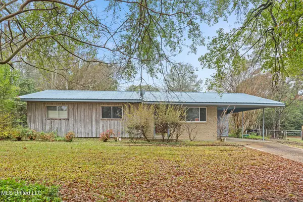 322 Beverly Circle, Crystal Springs, MS 39059