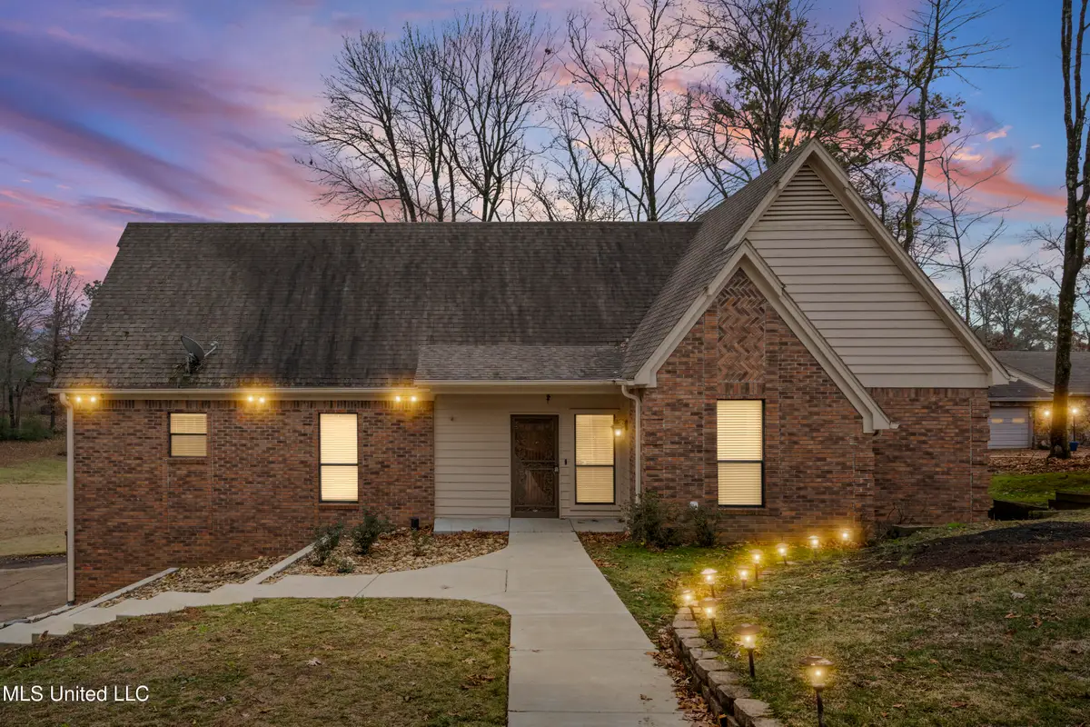 4441 Big Horn Drive, Nesbit, MS 38651 - Image #1