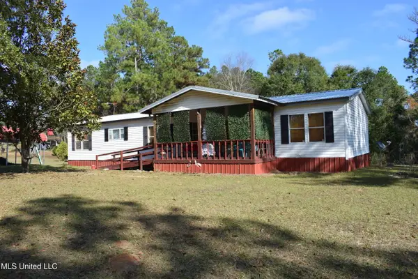 2558 Jake Hill Road, Lucedale, MS 39452