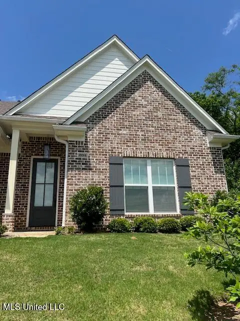 186 E South Street, Hernando, MS 38632