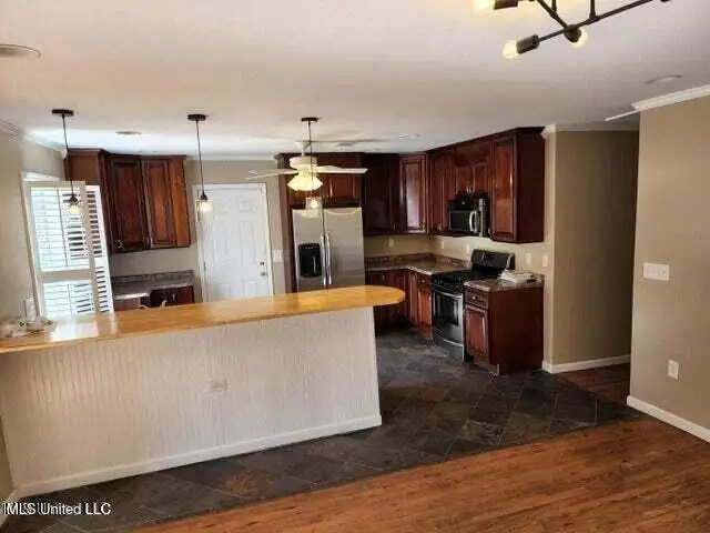 1912 10th Street, Pascagoula, MS 39567 - Image #3