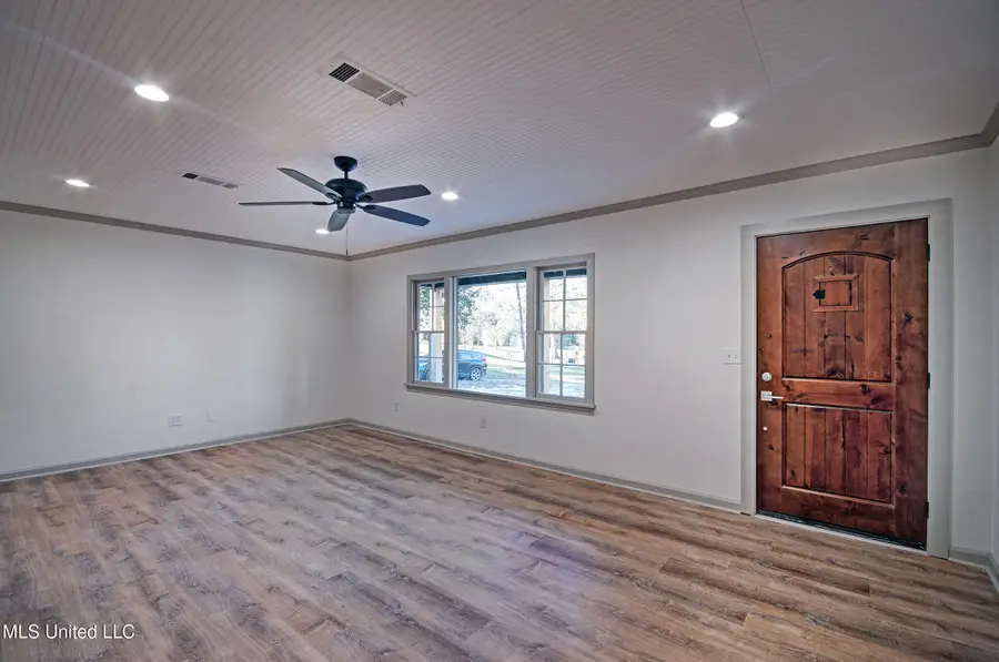 526 E Jasper Street, Brandon, MS 39042 - Image #2
