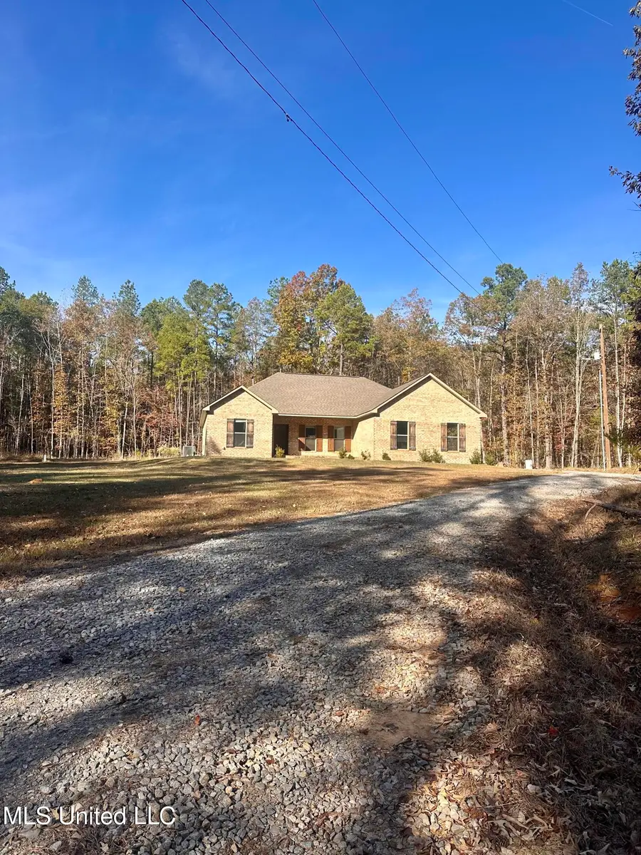 1889 Gore Springs Road, Gore Springs, MS 38929 - Image #2