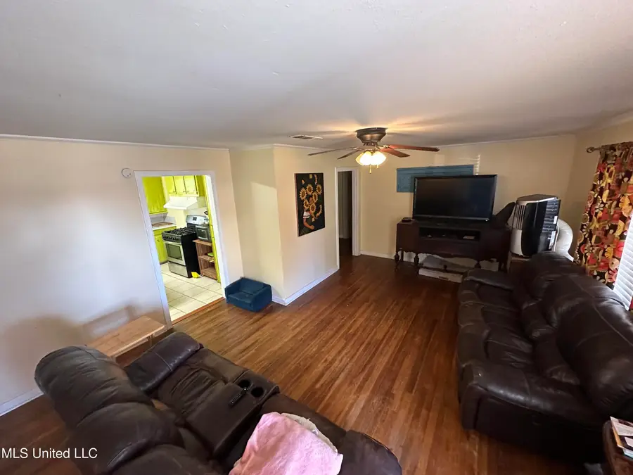 2049 Eleanor Street, Vidalia, LA 71373 - Image #2