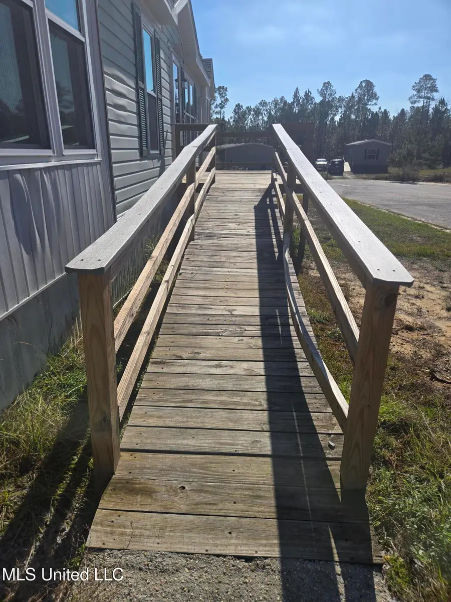 10 Shady Creek Drive, McHenry, MS 39561 - Image #2