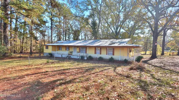 2425 Davis Road, Byram, MS 39170