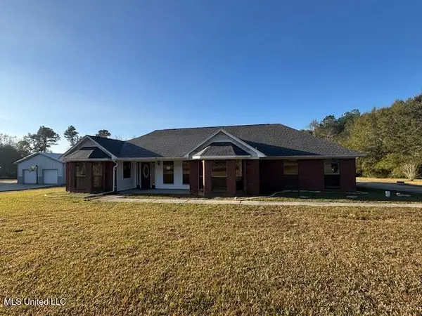 18039 Robinwood Drive, Saucier, MS 39574