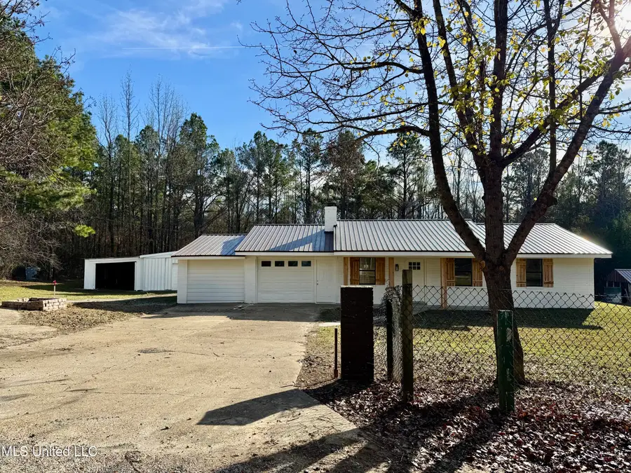 107 Cunningham Road, Holly Springs, MS 38635 - Image #2