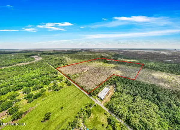 03 Bayou Cumbest Road, Moss Point, MS 39562