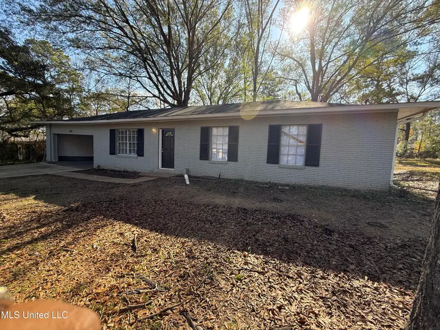 1907 Bienville Drive, Jackson, MS 39212 - Image #3