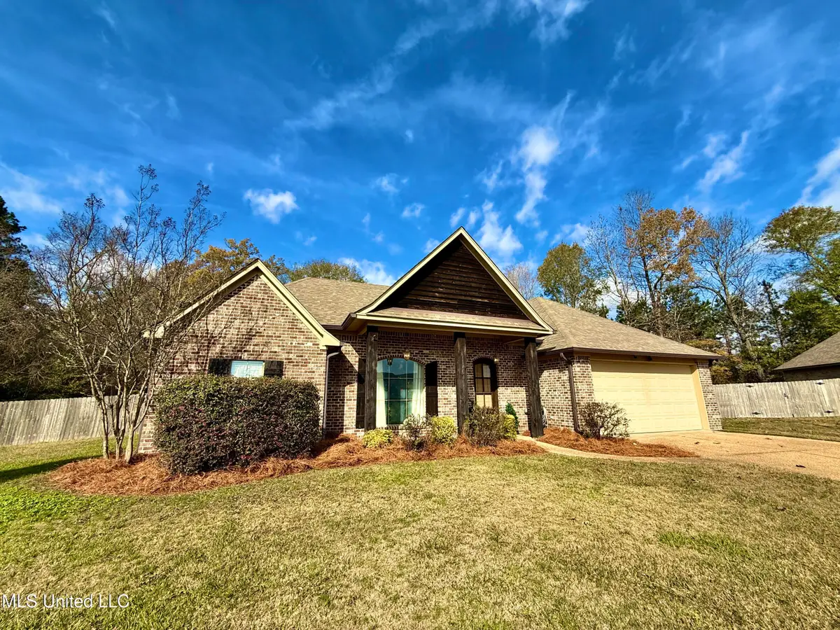 154 Beechwood Circle, Pearl, MS 39208 - Image #1
