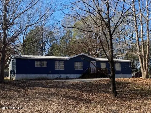 951 Walker Road, Coldwater, MS 38618