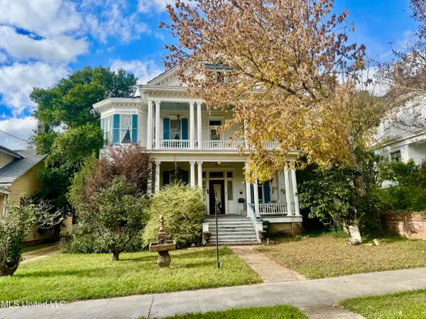 404 S Commerce Street, Natchez, MS 39120