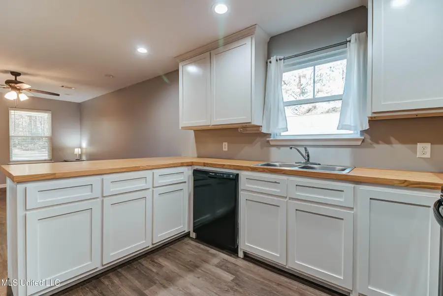 196 Easley Road, Lucedale, MS 39452 - Image #3