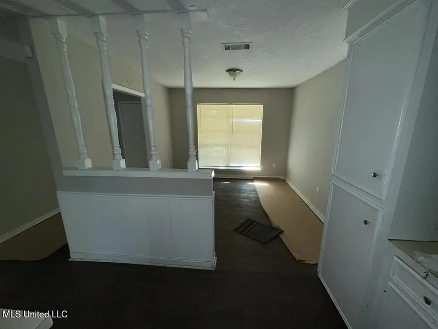 946 N Valley Falls Road, Jackson, MS 39212 - Image #3